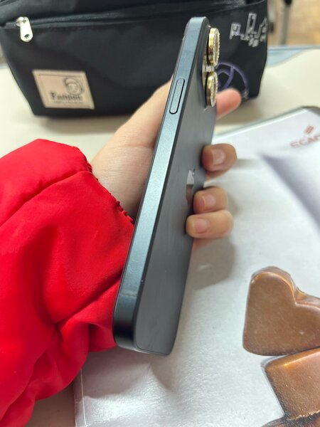 Iphone 15 Black
